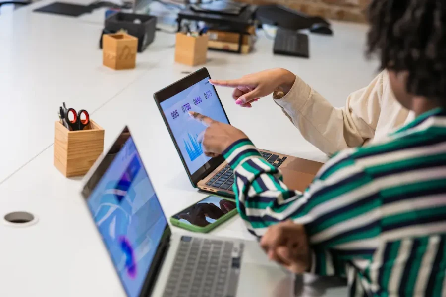 Outils en entreprise : quand l'empilement crée la friction