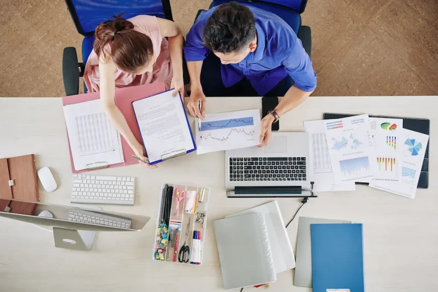 Logiciel propriétaire ou open source : comment choisir pour votre PME